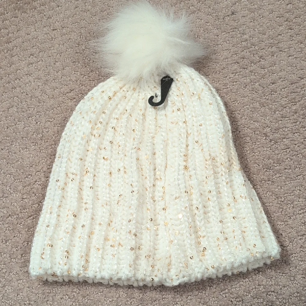 Chic Kids Sequin White And Gold Beanie with Pom Pom NWT